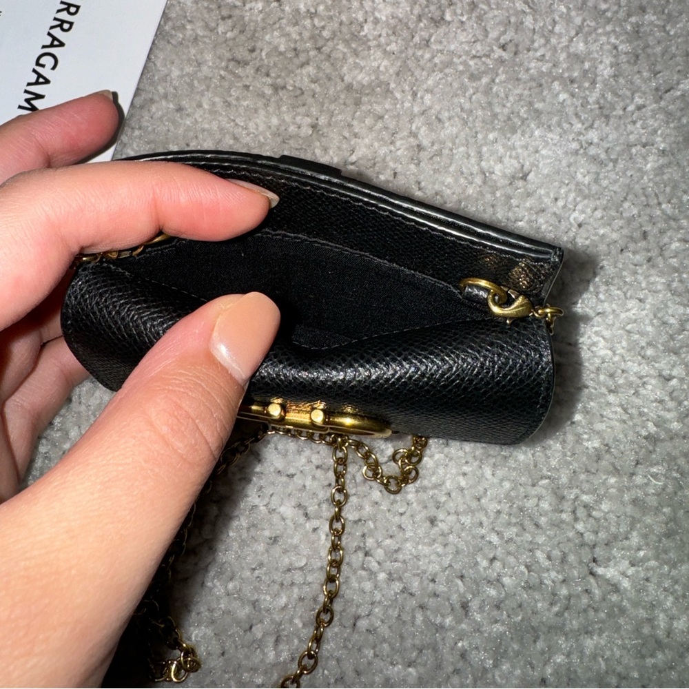 Salvatore Ferragamo Card Case with Crossbody 💛🖤 - Picture 2 of 6